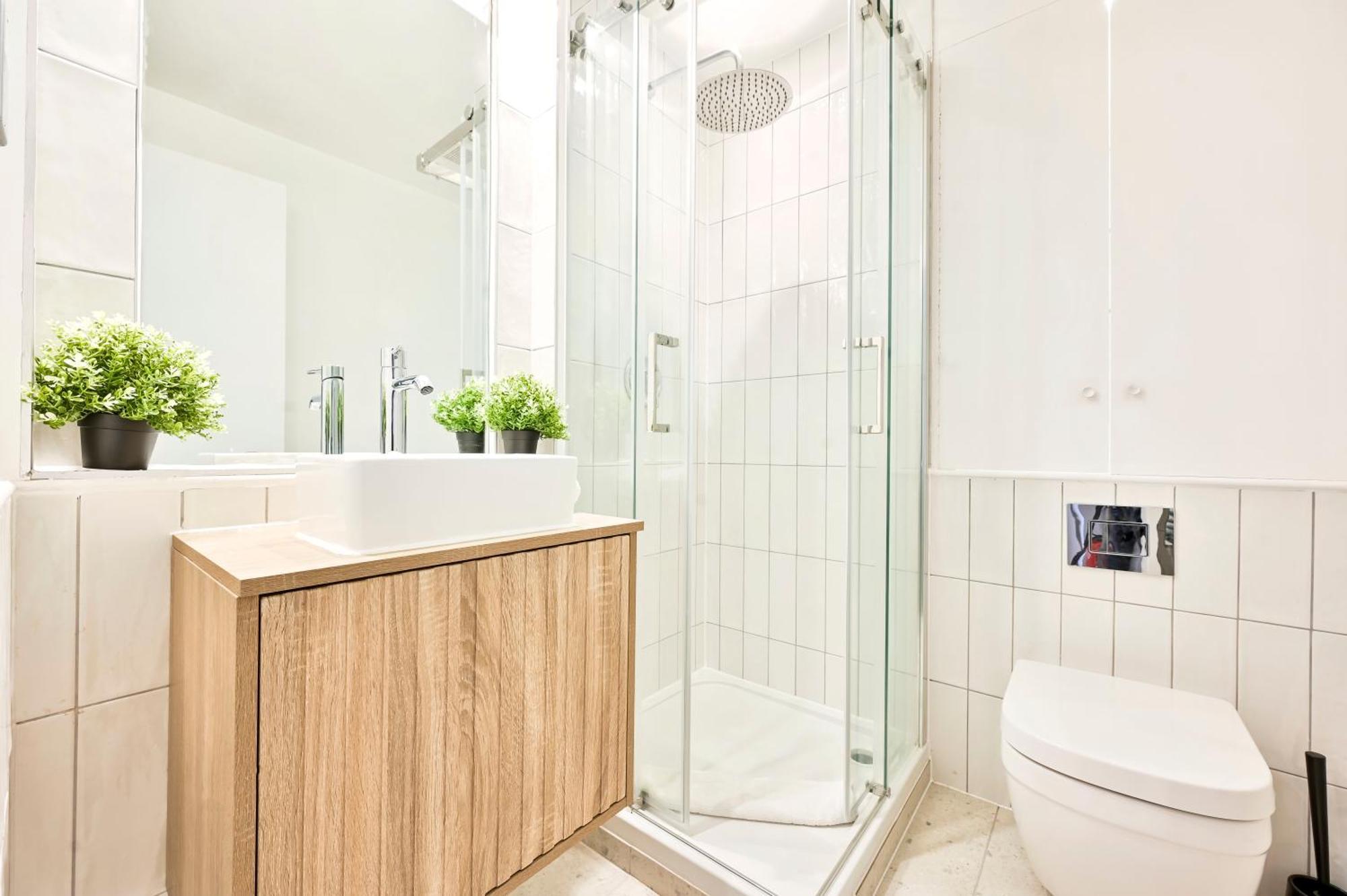 Amazing 3 Bed Apartment Great Portland Street Londra Esterno foto